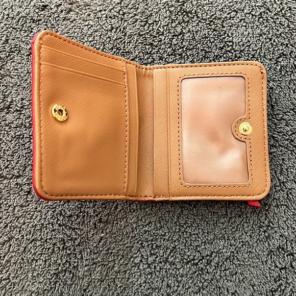 Good condition Fossil Small Wallet - Picture 3 of 6